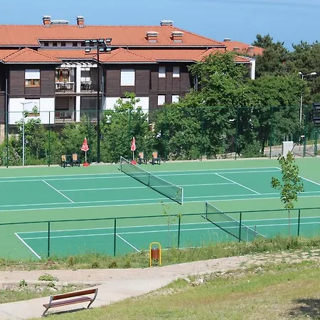 Private 203 In Santa Marina شقة